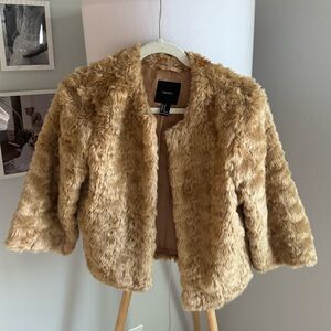 Forever 21 thrifted faux fur cropped jacket
